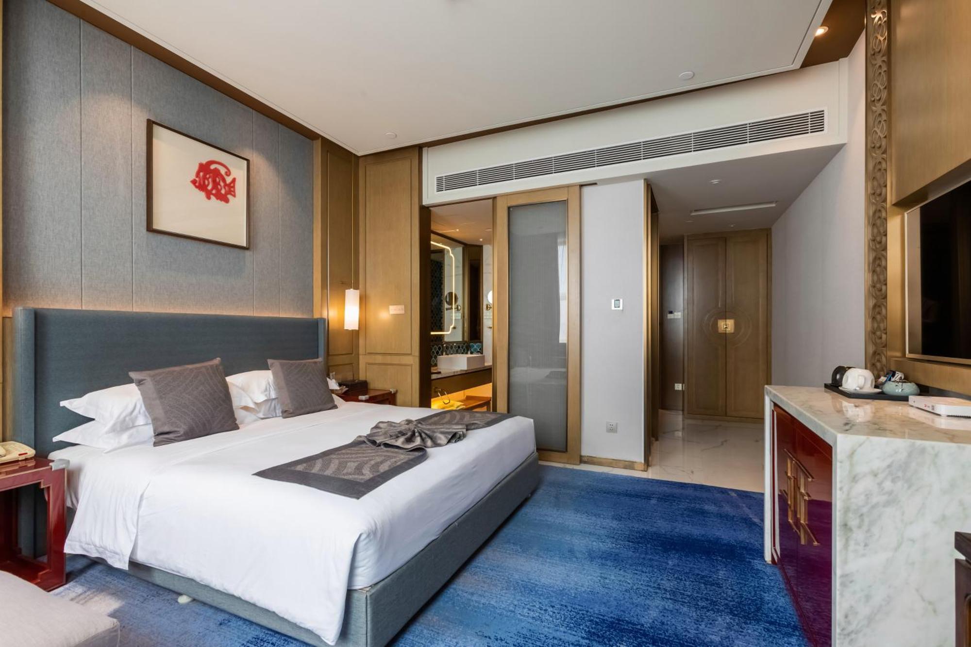Bliss International Hotel Weihai Exterior photo