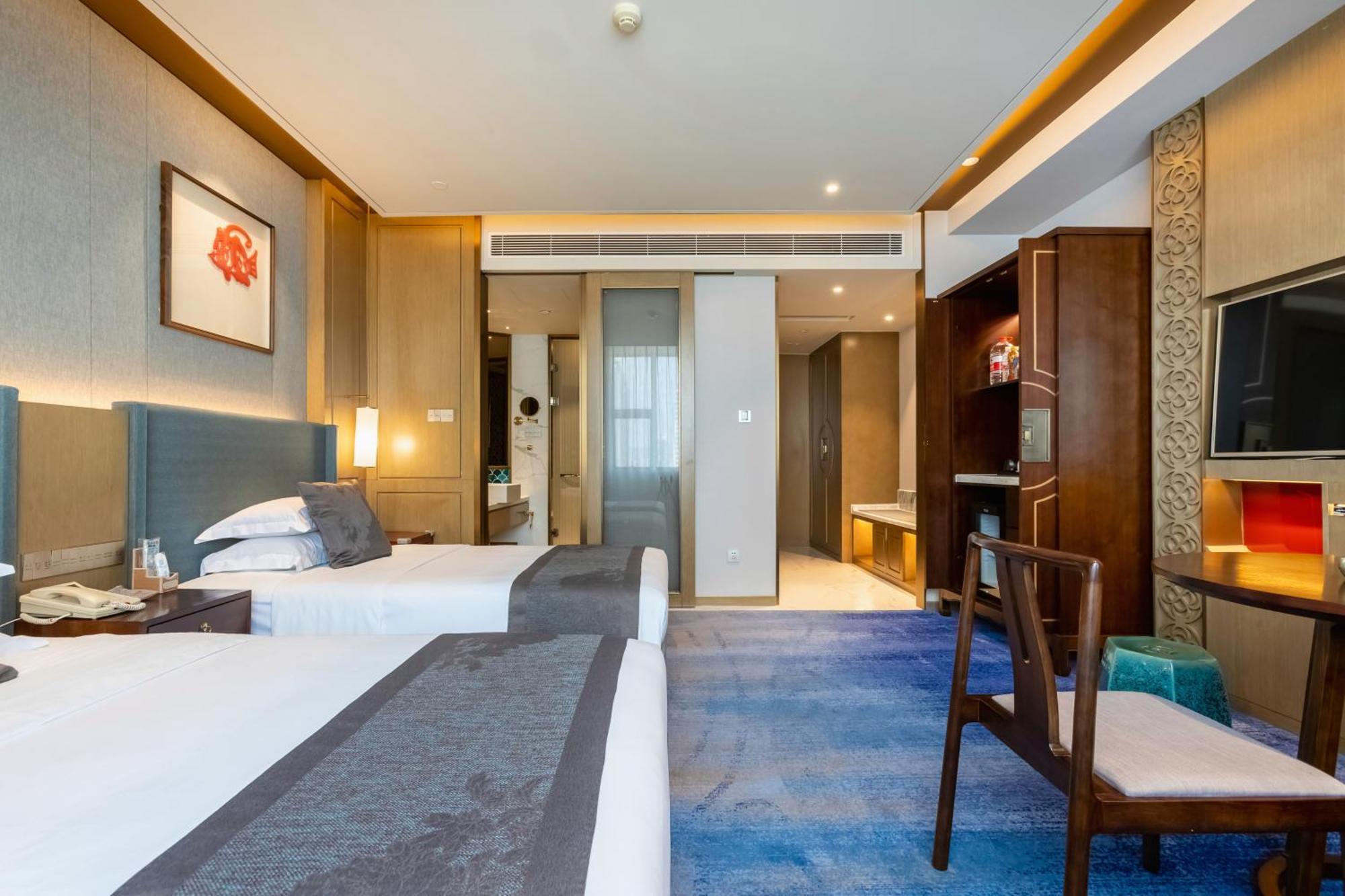 Bliss International Hotel Weihai Exterior photo
